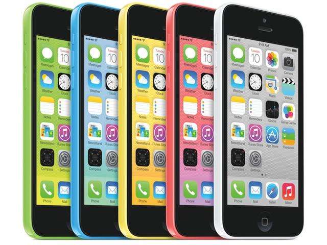 Apple nadal ogranicza produkcję iPhone'a 5c, klienci wolą iPhone'a 5s